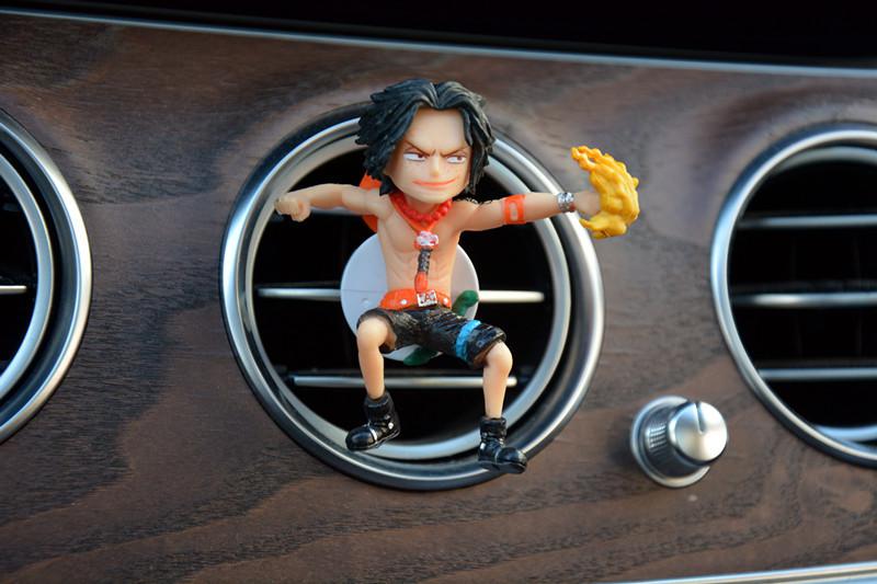 One Piece Car Air Fragrance Decoration H